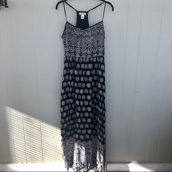 Band of Gypsies Dresses & Skirts - Band of Gypsies Patterned Maxi Dress
